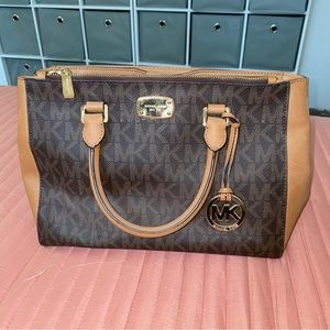 Michael Kors | Brown and tan MK arm bag